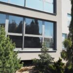 Zrcadlové reflexní protisluneční okenní fólie