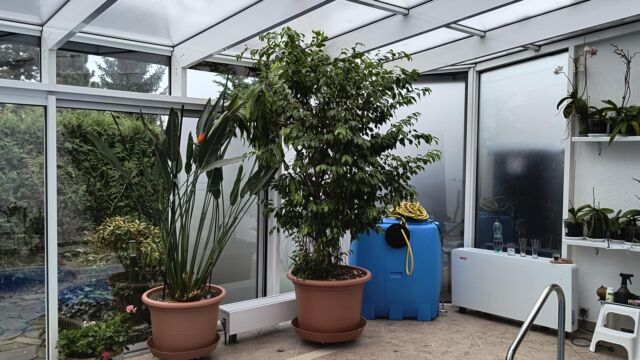 tepelně izolační fólie SOLAR 50 C na vnitřní straně skla